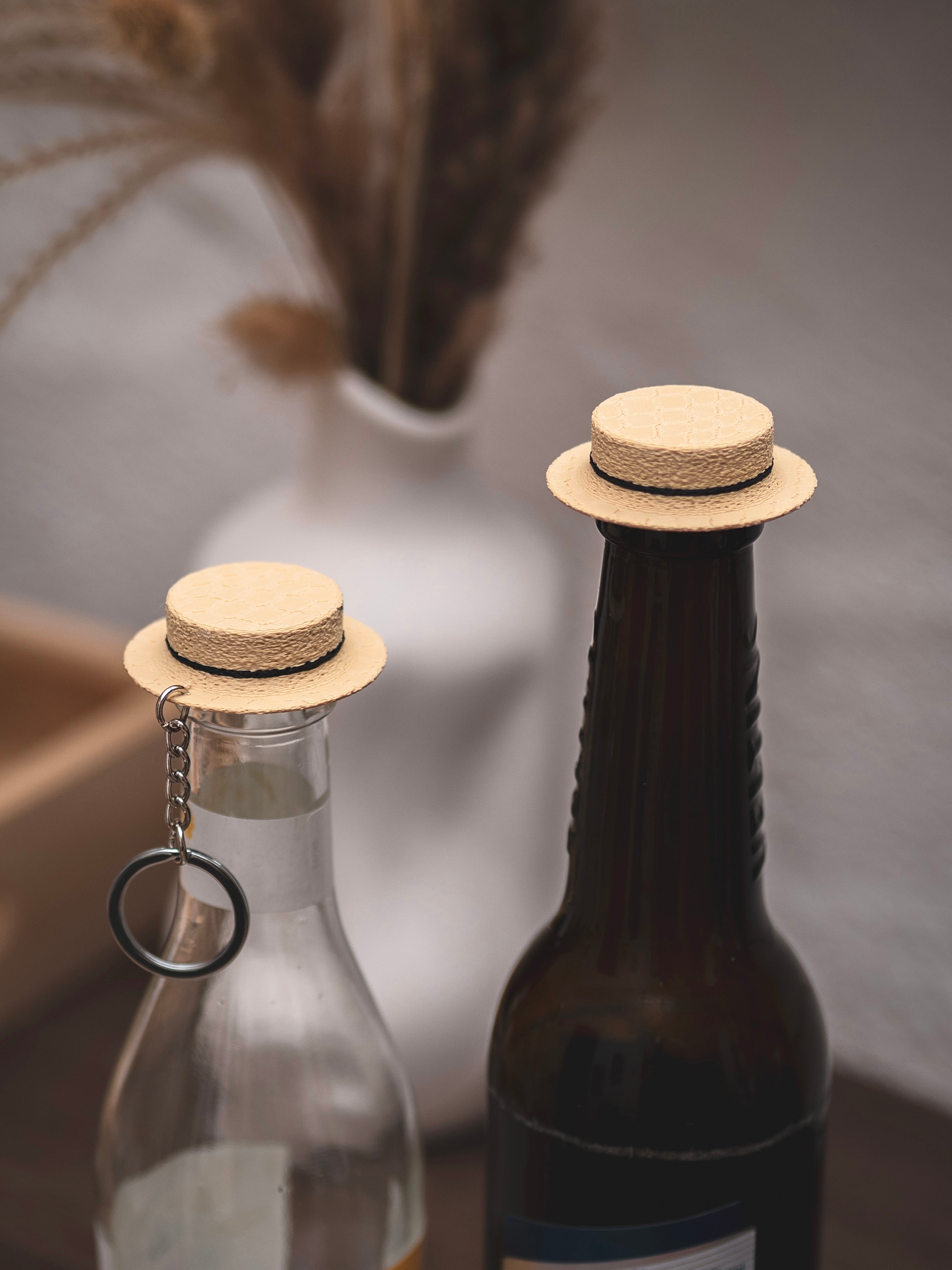 Flaschendeckel Strohhut für Bier, Limo & kl. Sektflaschen | auch als Schlüsselanhänger