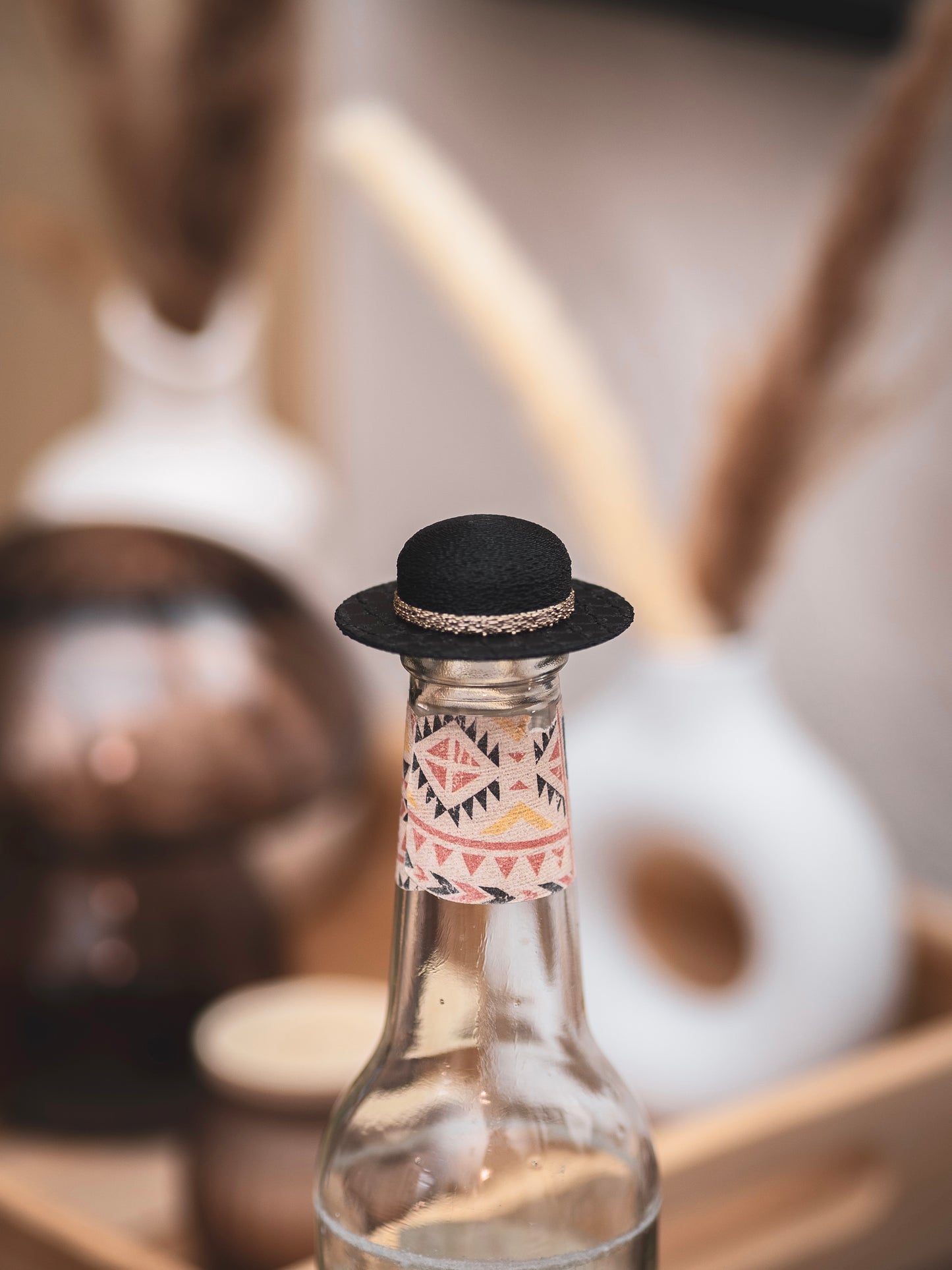 Flaschendeckel Sommerhut für Bier, Limo & kl. Sektflaschen | schwarz | auch als Schlüsselanhänger