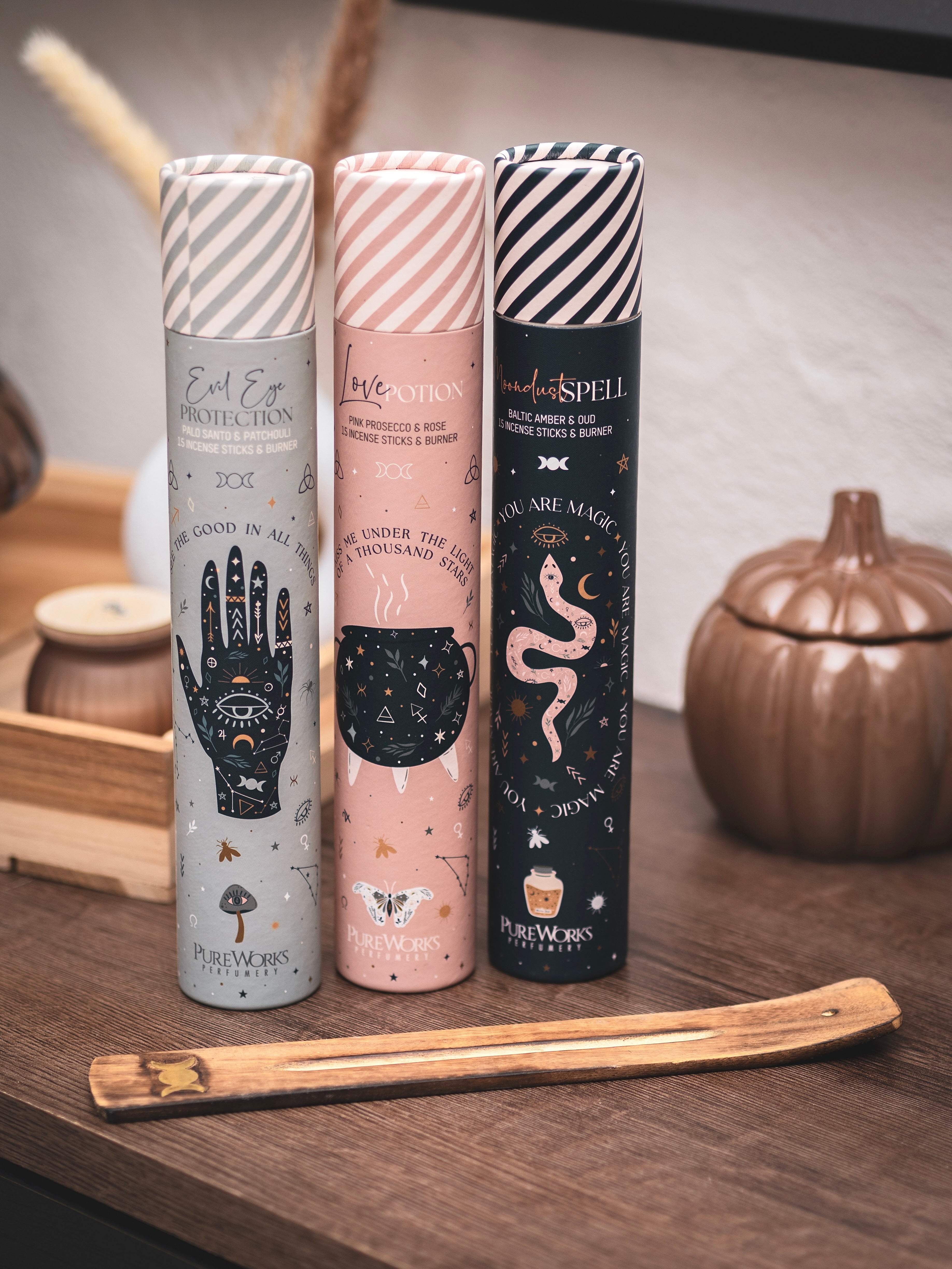 Räucherstäbchen "Celestial Magic" mit Halterung