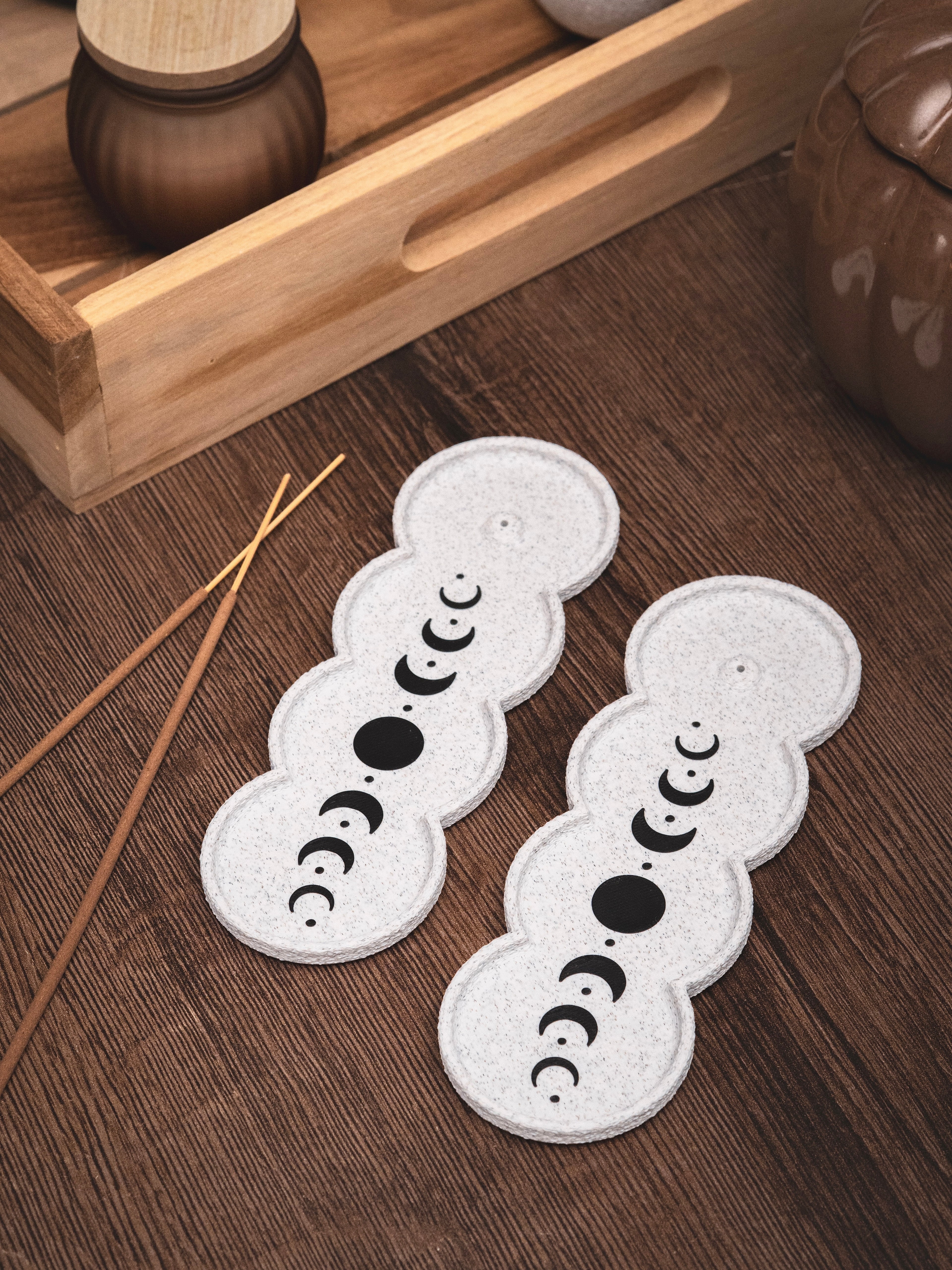 Räucherstäbchen Halter Mondphasen | 16 cm - verschiedene Farben | + 1 Gratis Räucherstäbchen