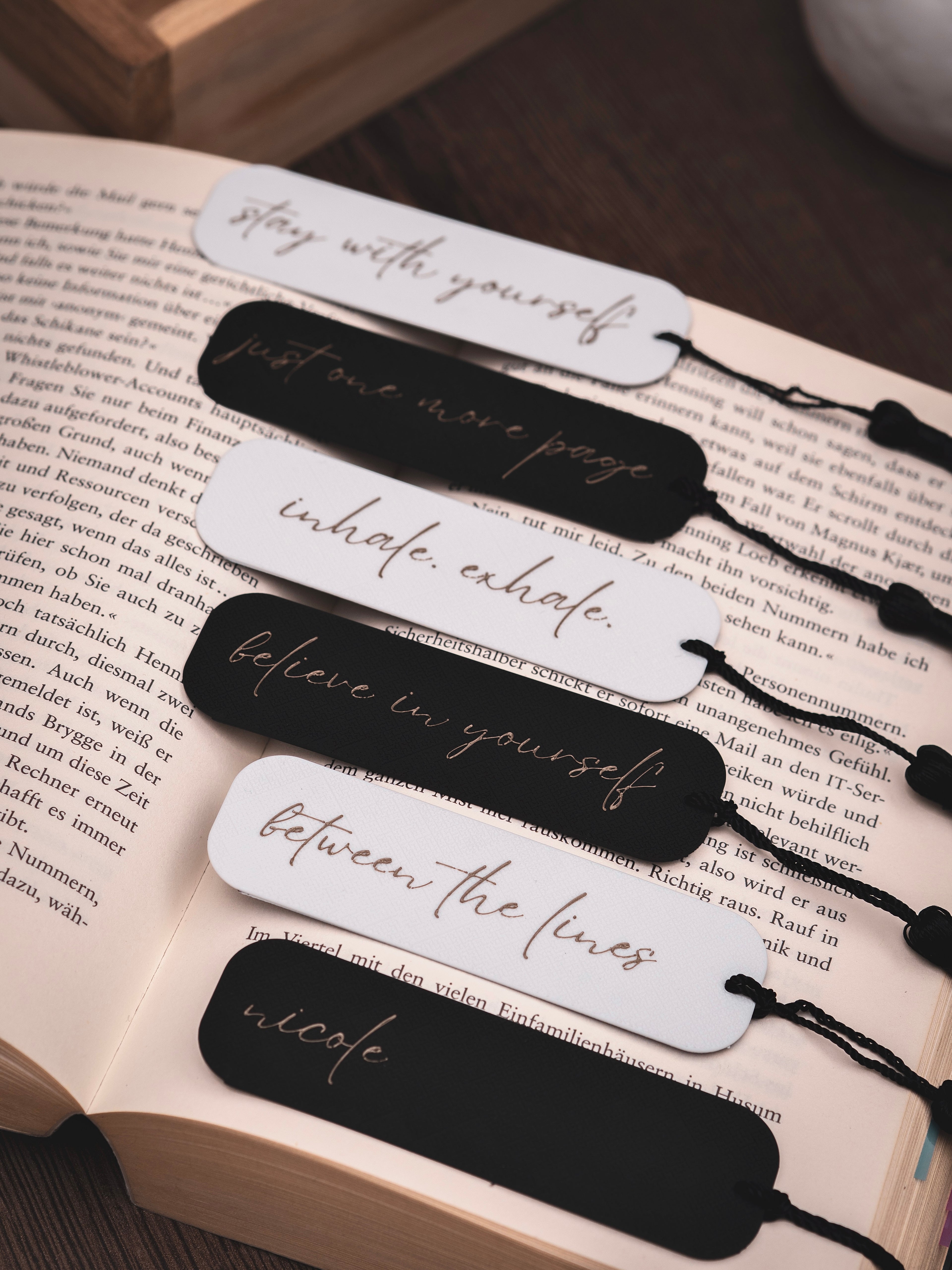 Lesezeichen mit Quaste | verschiedene Farben | personalisierbar