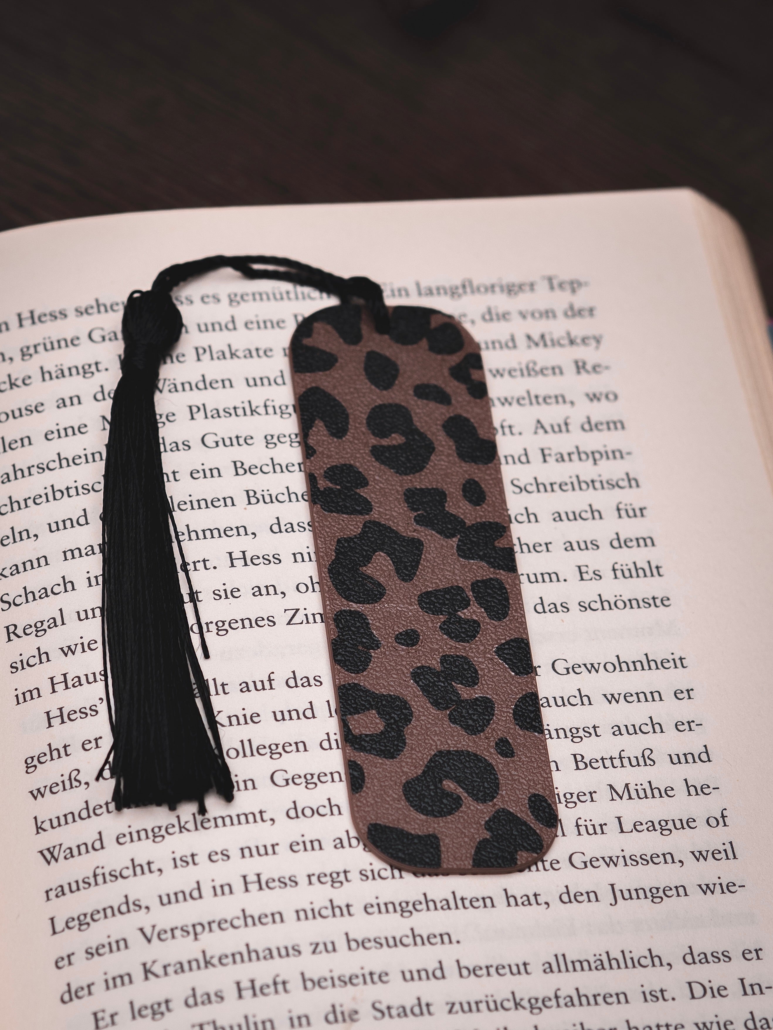 Lesezeichen Leo mit Quaste | verschiedene Farben