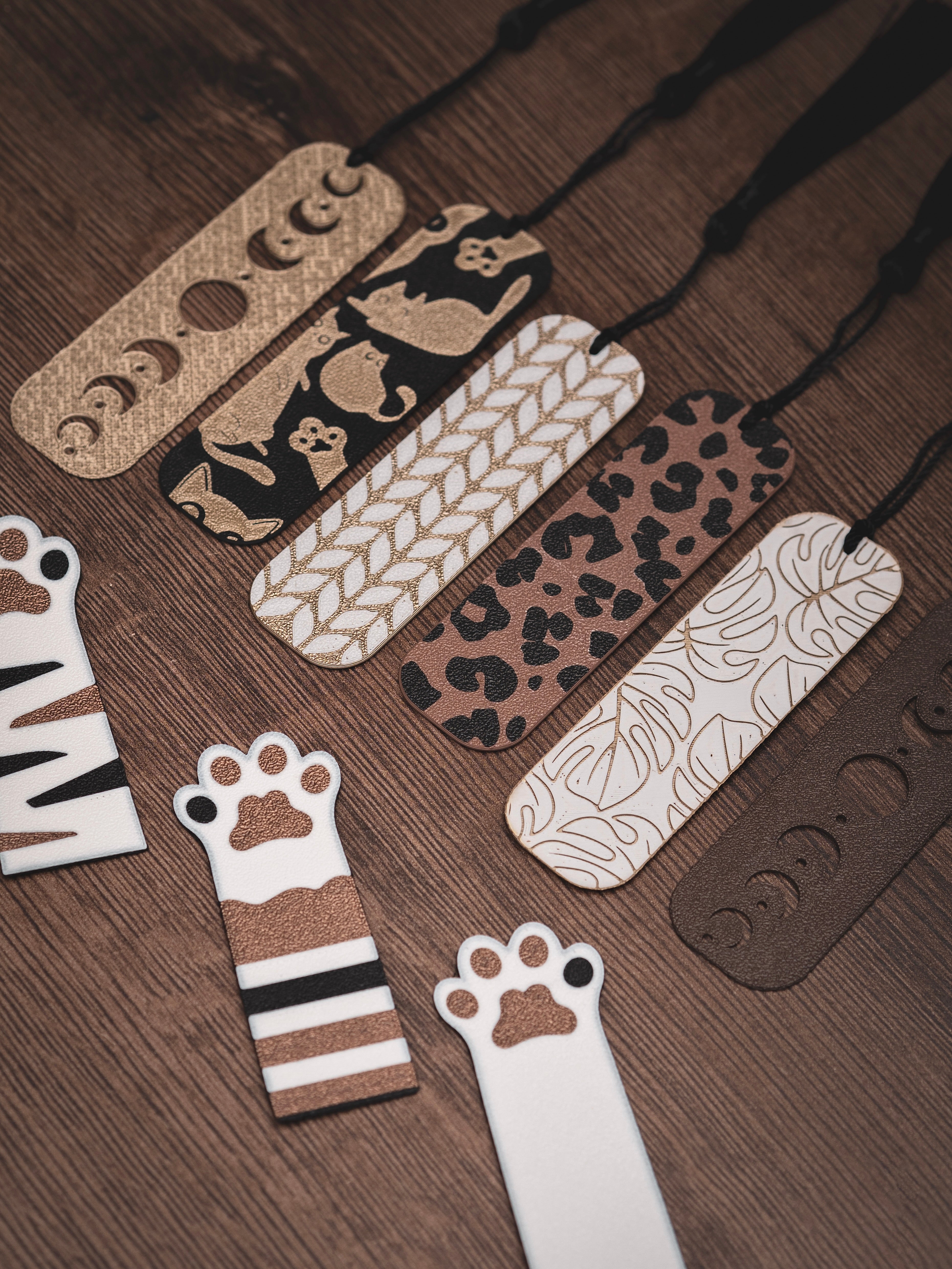 Lesezeichen Leo mit Quaste | verschiedene Farben