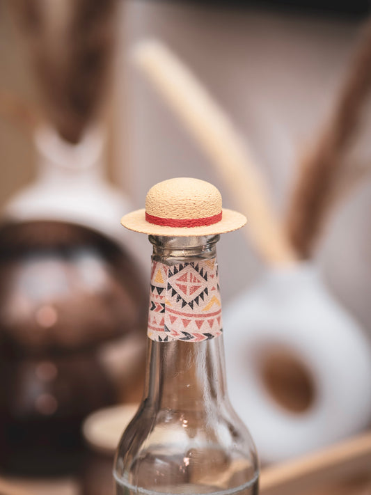 Flaschendeckel Sommerhut für Bier, Limo & kl. Sektflaschen | beige | auch als Schlüsselanhänger