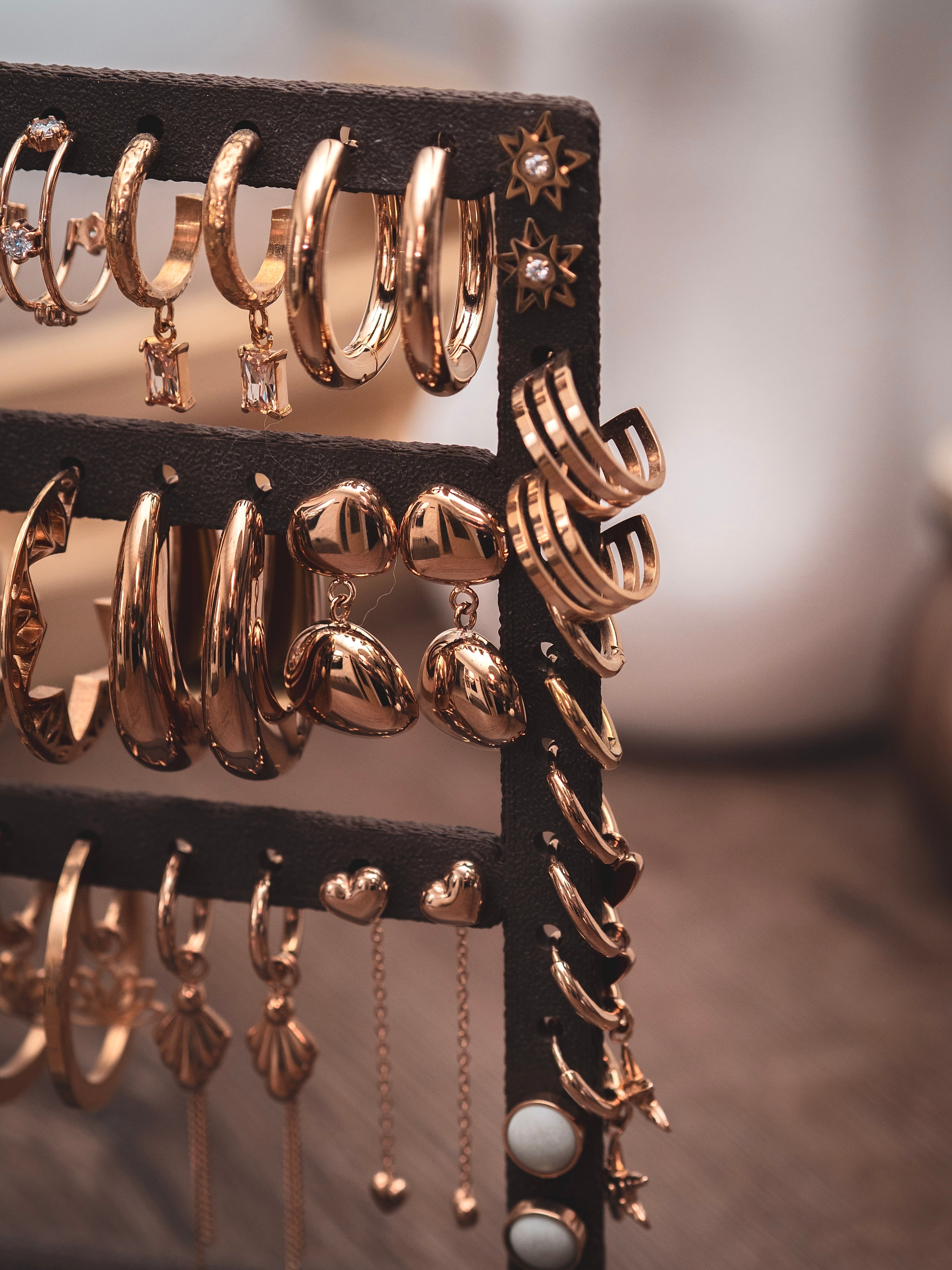 Schmuckständer Creolen mit kleiner Ablage