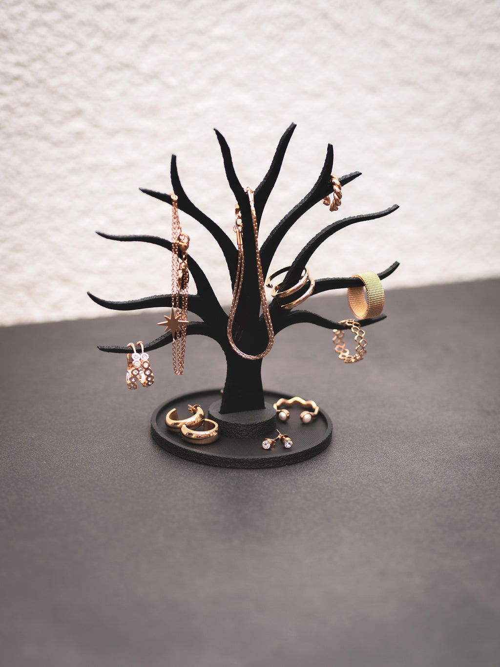 Schmuckständer Baum für Armbänder, Ringe, Earcuffs, Creolen mit Ablage